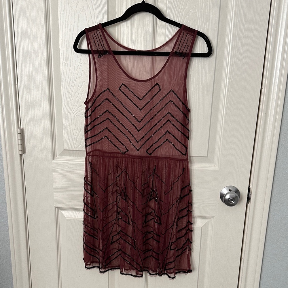 Elegant Burgundy Sleeveless Dress